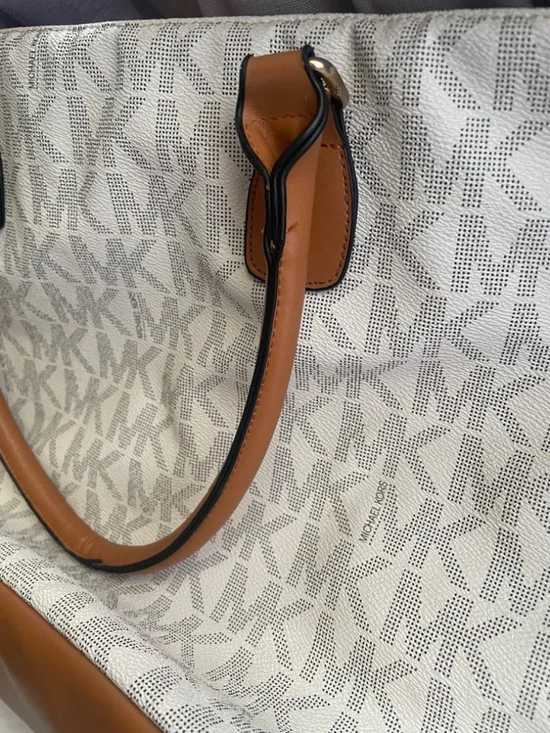 Michael Kors | Vanilla MK Monogram & Brown Leather Trim Bag - Picture 5 of 11